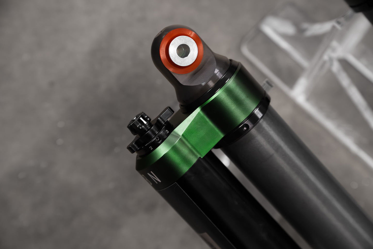 BRBN 2.5 Series 3-Way Adjustable Rear Shock Kit - External Reservoir For 2015-2026 Ford F150