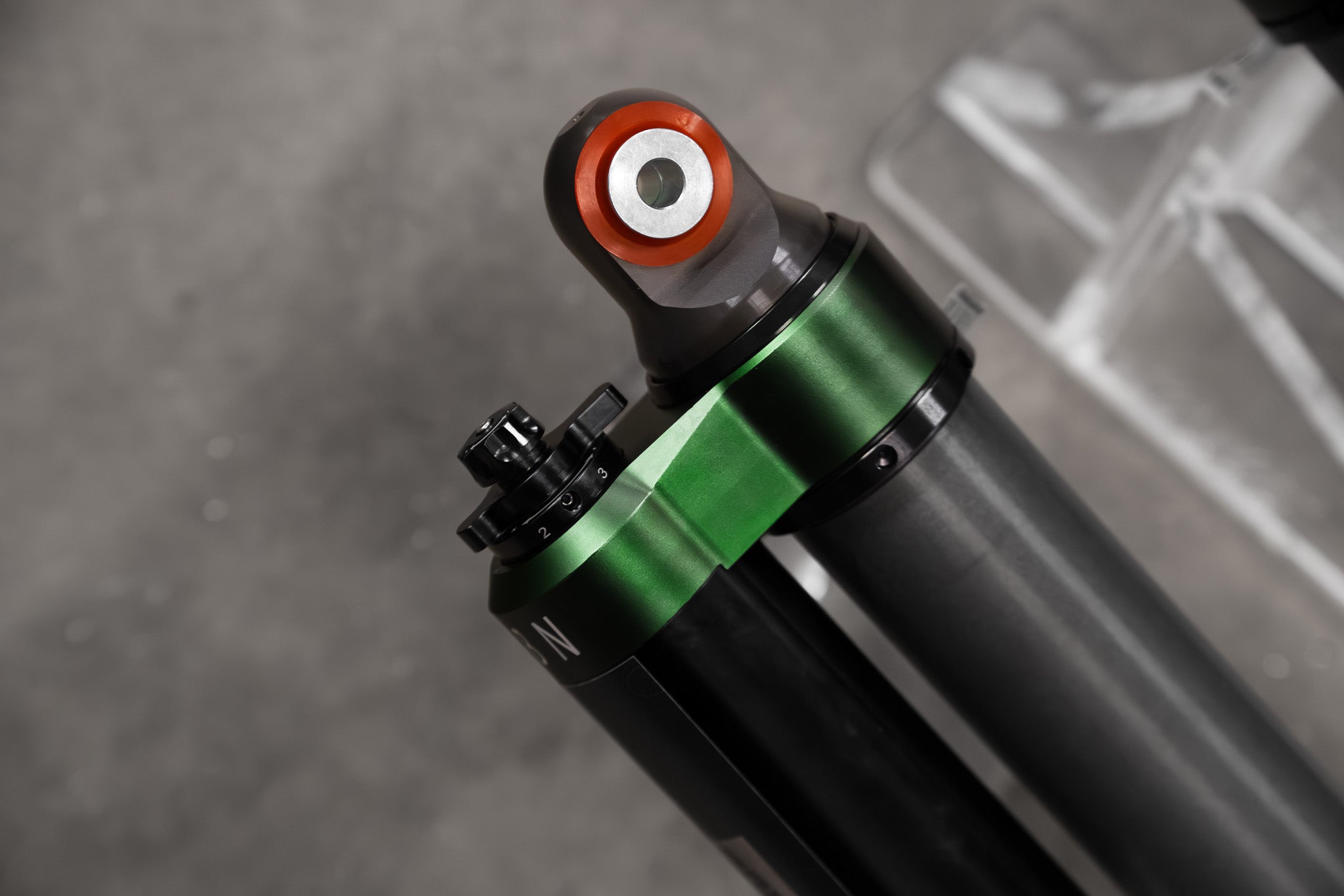 BRBN 2.5 Series 3-Way Rear Shock Kit - External Reservoir For Ford F150
