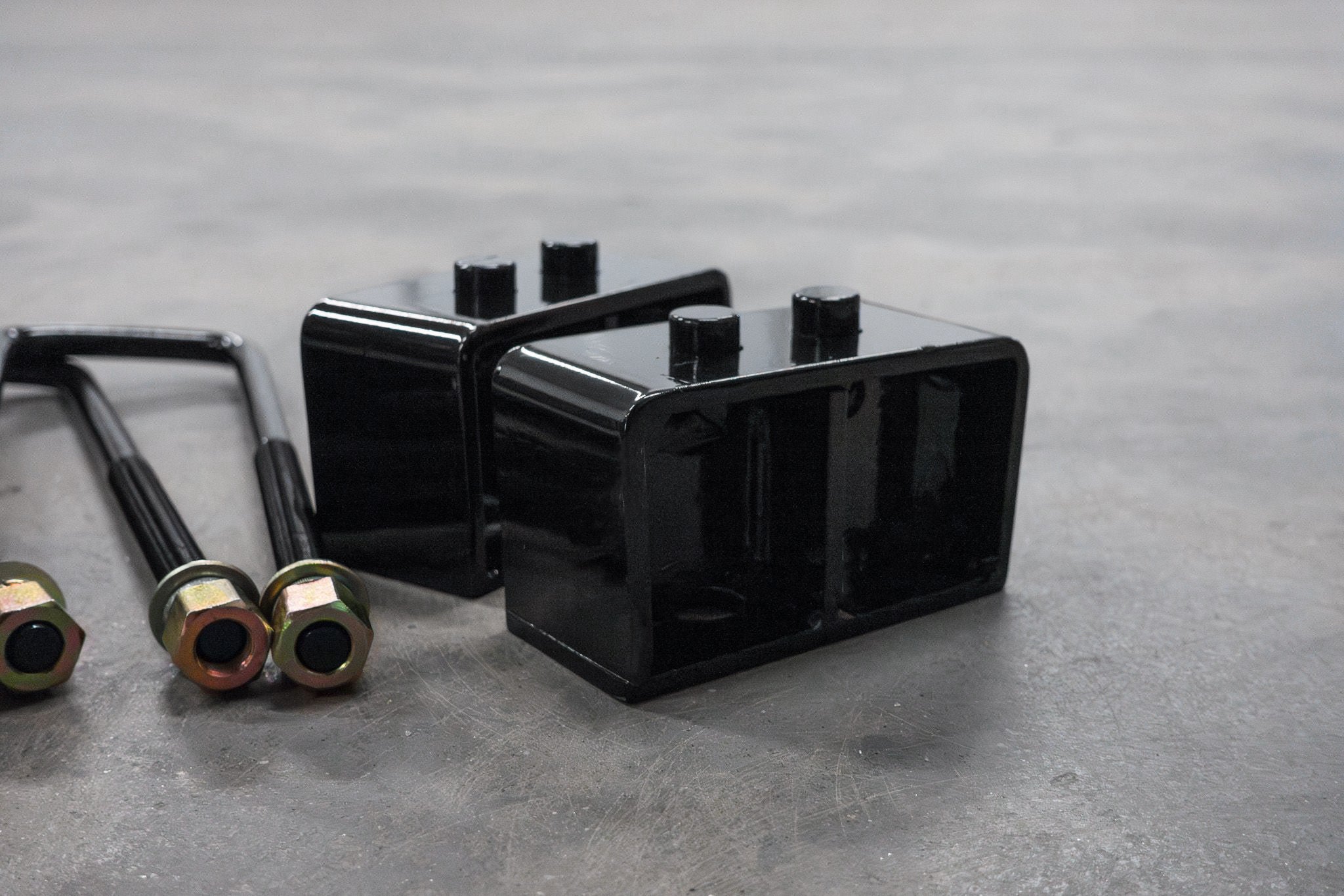 BRBN Rear 2" Lift Block For Ford F150